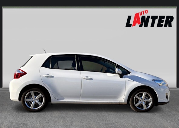 Vehicle image 4 Vehicle image 4