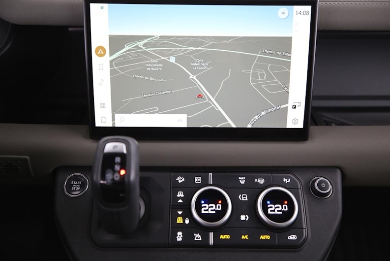 Vehicle image LAND ROVER DEFENDER