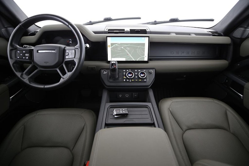 Vehicle image LAND ROVER DEFENDER