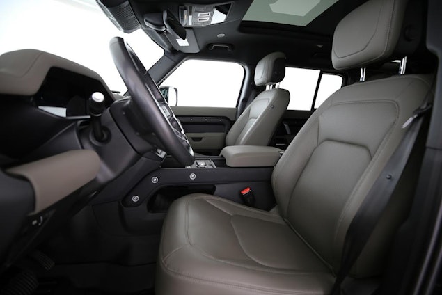 Vehicle image 2 Vehicle image 2