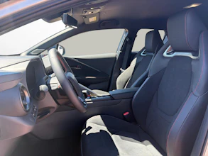 https://vehicle.imgix.net/4075941/562ef14b-5ba7-4902-971d-b7ef1a13f378.jpg