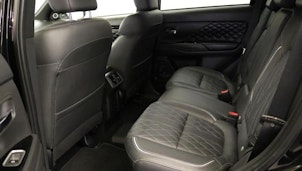 Vehicle image MITSUBISHI Outlander 2.4 PHEV Diamond+