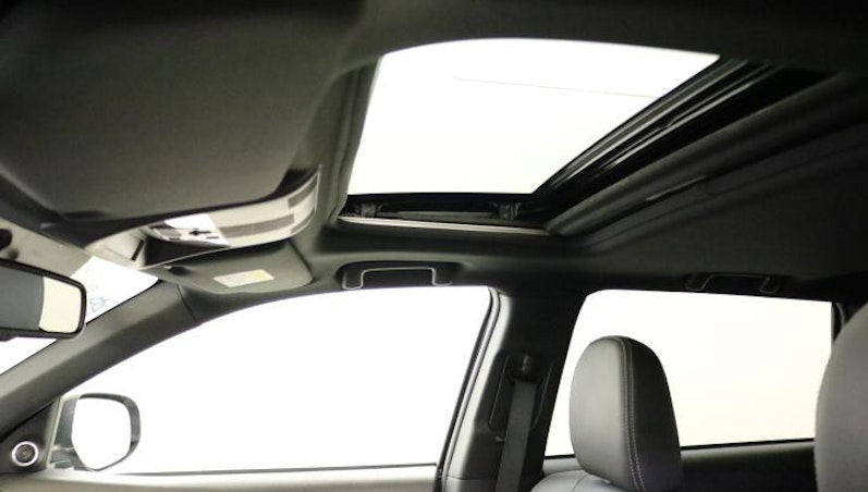 Vehicle image MITSUBISHI OUTLANDER