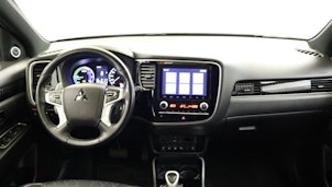 Vehicle image MITSUBISHI Outlander 2.4 PHEV Diamond+