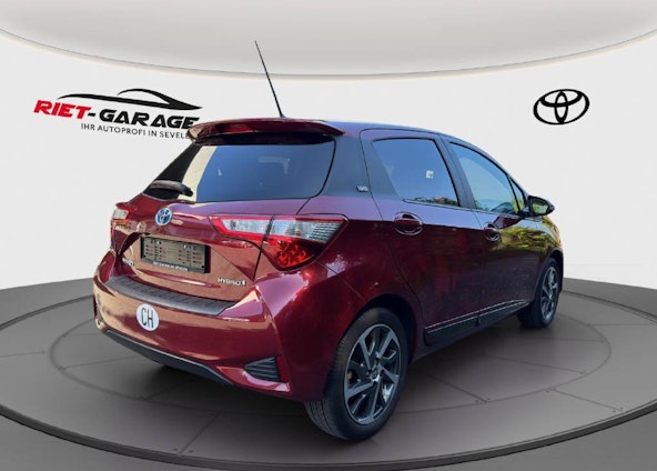 Vehicle image 3 Vehicle image 3