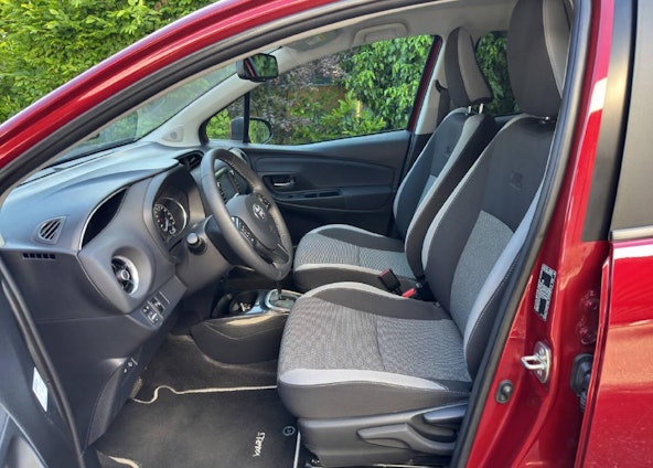 Vehicle image 5 Vehicle image 5