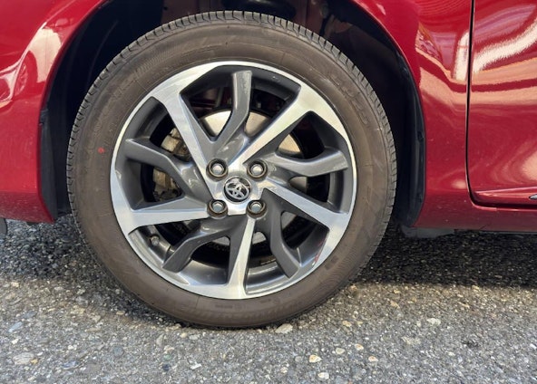 Vehicle image 15 Vehicle image 15