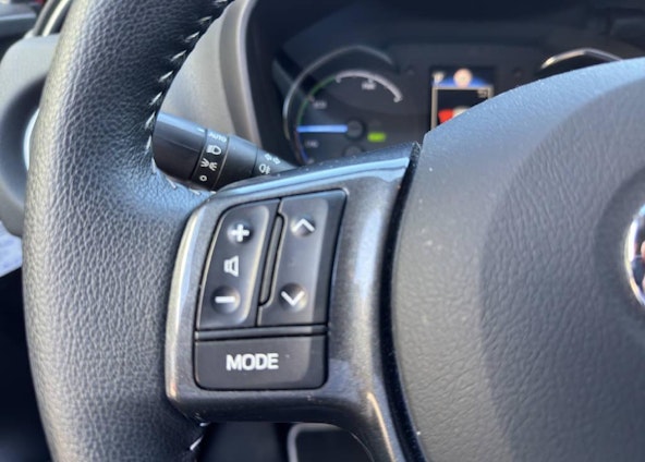 Vehicle image 7 Vehicle image 7