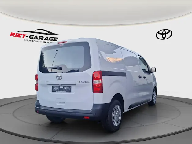 Toyota PROACE Van L1 2.0 D Advanced