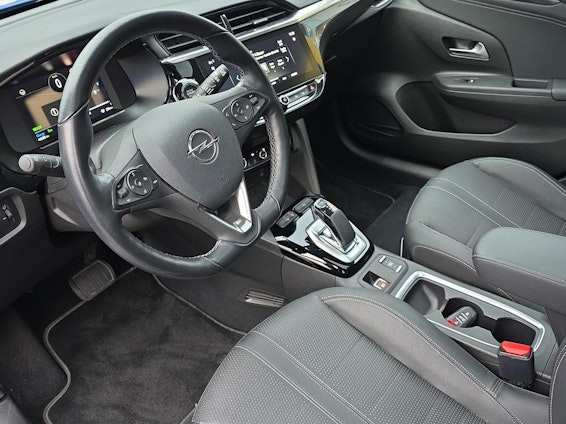 Vehicle image 8 Vehicle image 8