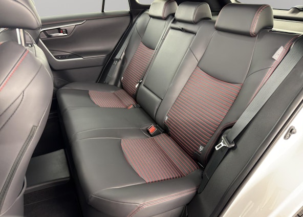 Vehicle image 6 Vehicle image 6