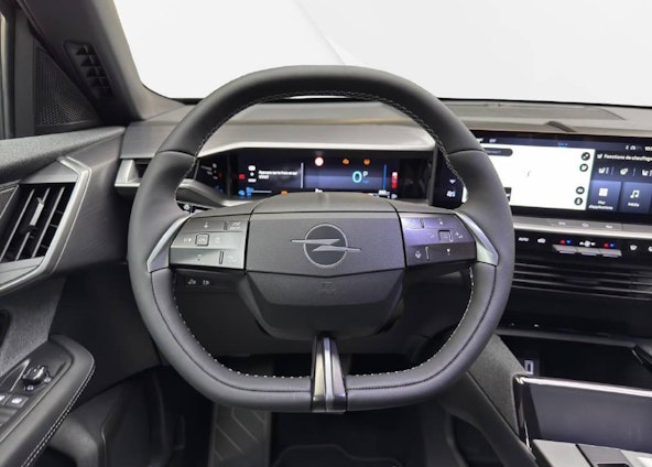 Vehicle image 5 Vehicle image 5