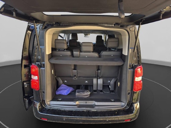 Vehicle image 8 Vehicle image 8