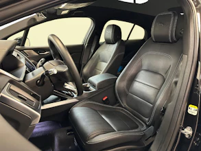 https://vehicle.imgix.net/4076089/01d16295-bc89-4779-8935-773a5705e10a.jpg