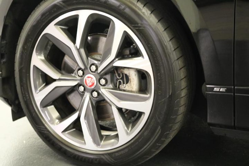 Vehicle image JAGUAR I-PACE