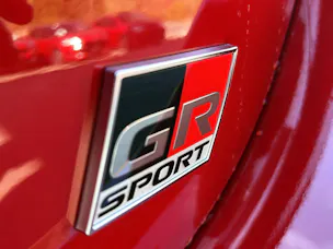 Toyota Yaris 1.5 VVT-i HSD GR Sport