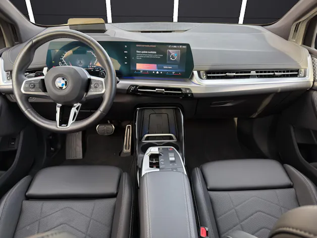 BMW 223d xDrive Active Tourer / Attraktiver Leasingzinssatz ab 1,9% bei Abschluss einer BMW Fahrzeugversicherung