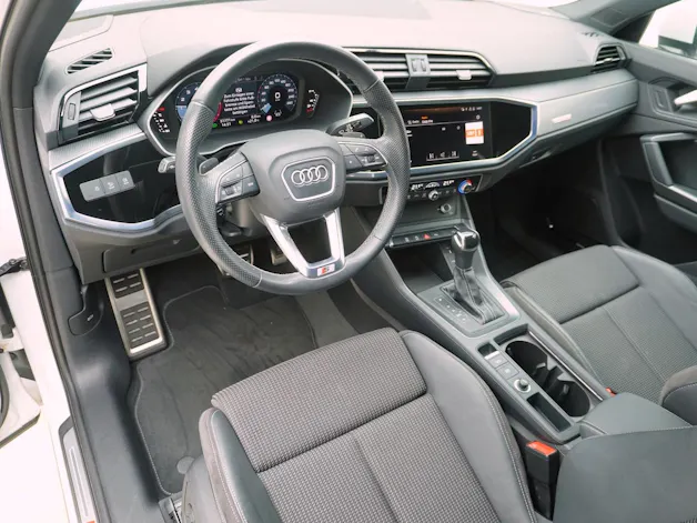Audi Q3 35 TFSI S line S-Tronic