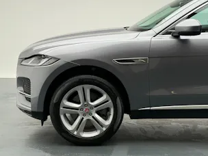 Jaguar F-Pace 3.0 I6 SE