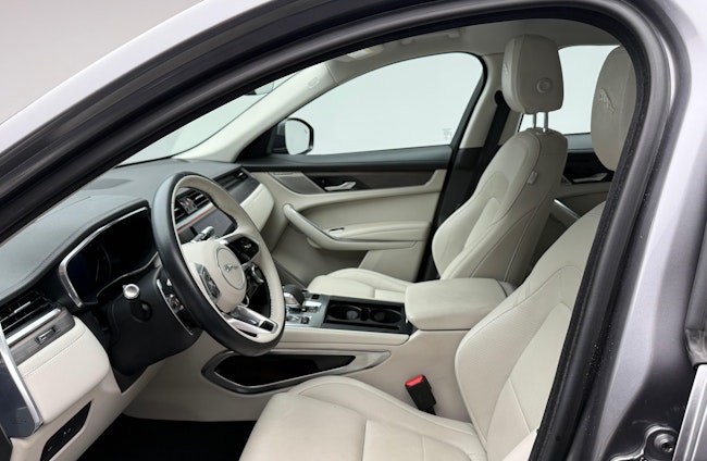 Vehicle image 6 Vehicle image 6