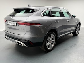 Vehicle image JAGUAR F-Pace 3.0 I6 SE