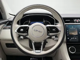 Jaguar F-Pace 3.0 I6 SE
