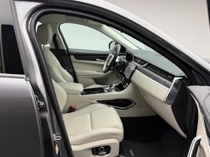 Vehicle image JAGUAR F-Pace 3.0 I6 SE