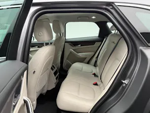 Jaguar F-Pace 3.0 I6 SE