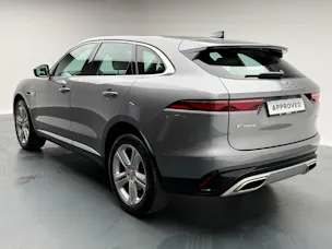 Jaguar F-Pace 3.0 I6 SE