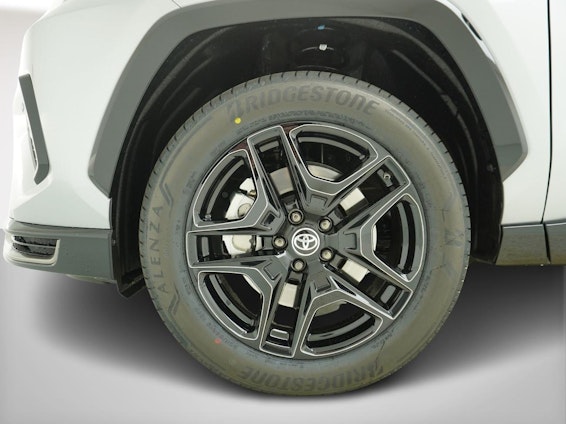 Vehicle image 5 Vehicle image 5