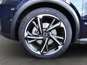 DS Automobiles 7 Crossback 1.6 E-Tense Louvre 4x4