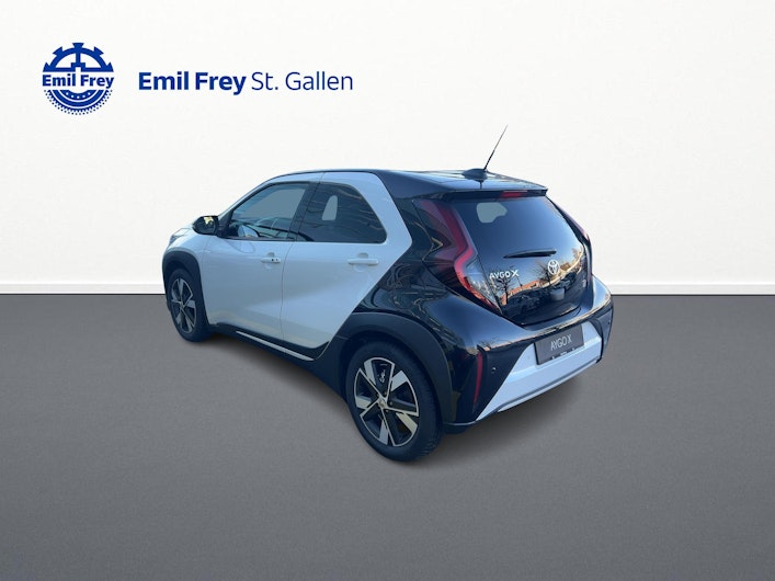 Vehicle image TOYOTA AYGO X