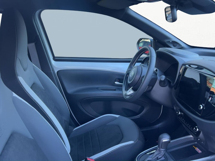 Vehicle image TOYOTA AYGO X