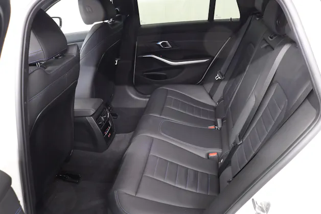 BMW 330d xDrive SAG Touring