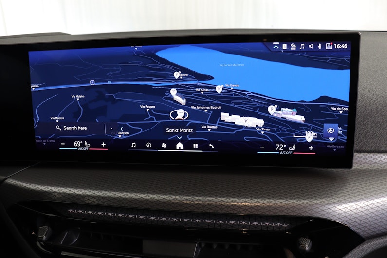 Vehicle image BMW 3 SERIES