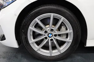 BMW 330d xDrive SAG Touring