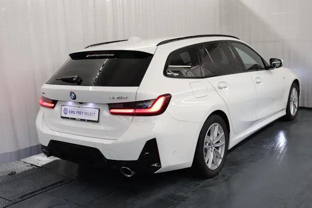 BMW 330d xDrive SAG Touring