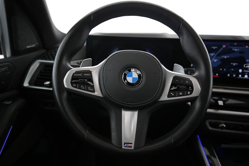 Vehicle image BMW X7