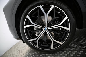 Vehicle image BMW X7 40d xDrive SAG