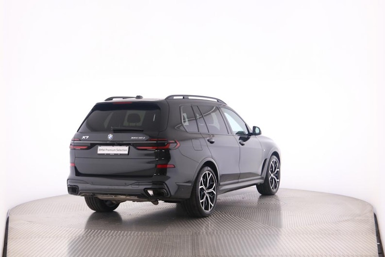 Vehicle image BMW X7