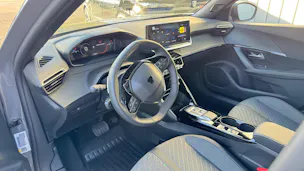 Peugeot 2008 1.2 Hybrid 145 Allure Premium