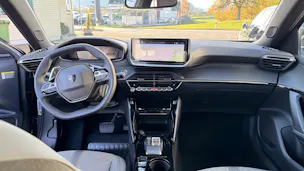 Peugeot 2008 1.2 Hybrid 145 Allure Premium