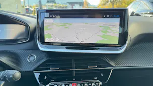 Peugeot 2008 1.2 Hybrid 145 Allure Premium