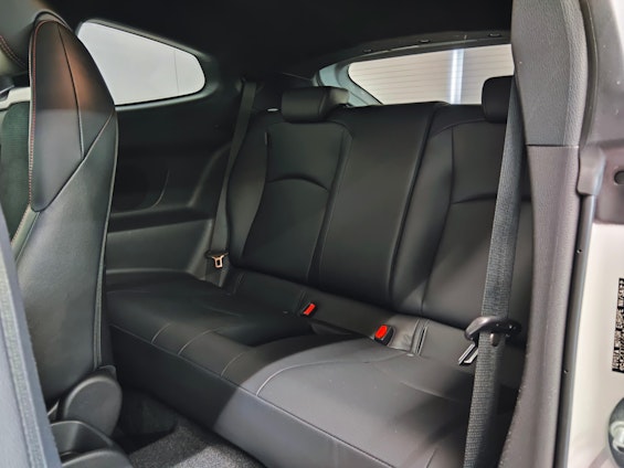 Vehicle image 7 Vehicle image 7