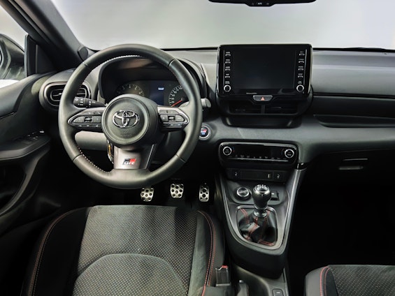 Vehicle image 5 Vehicle image 5