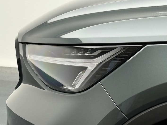 Vehicle image VOLVO XC40