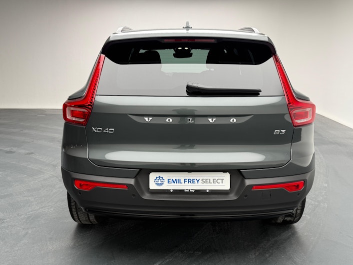Vehicle image VOLVO XC40
