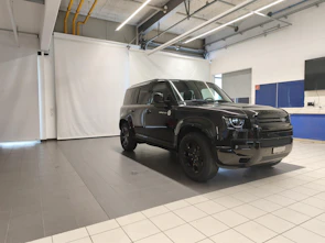 Fahrzeugbild LAND ROVER Defender 110 3.0 D I6 250 X-Dynamic SE