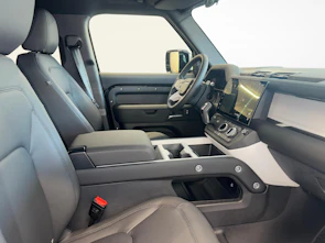 Fahrzeugbild LAND ROVER Defender 110 3.0 D I6 250 X-Dynamic SE