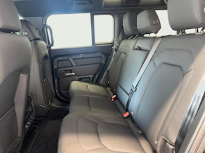 Fahrzeugbild LAND ROVER Defender 110 3.0 D I6 250 X-Dynamic SE